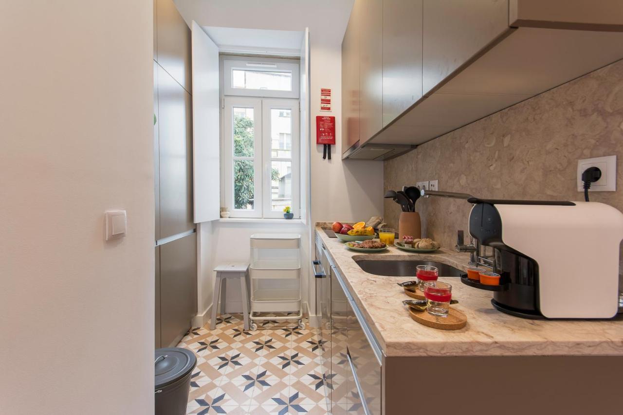 Charming Apartment In Private Condominium At Graca ลิสบอน ภายนอก รูปภาพ